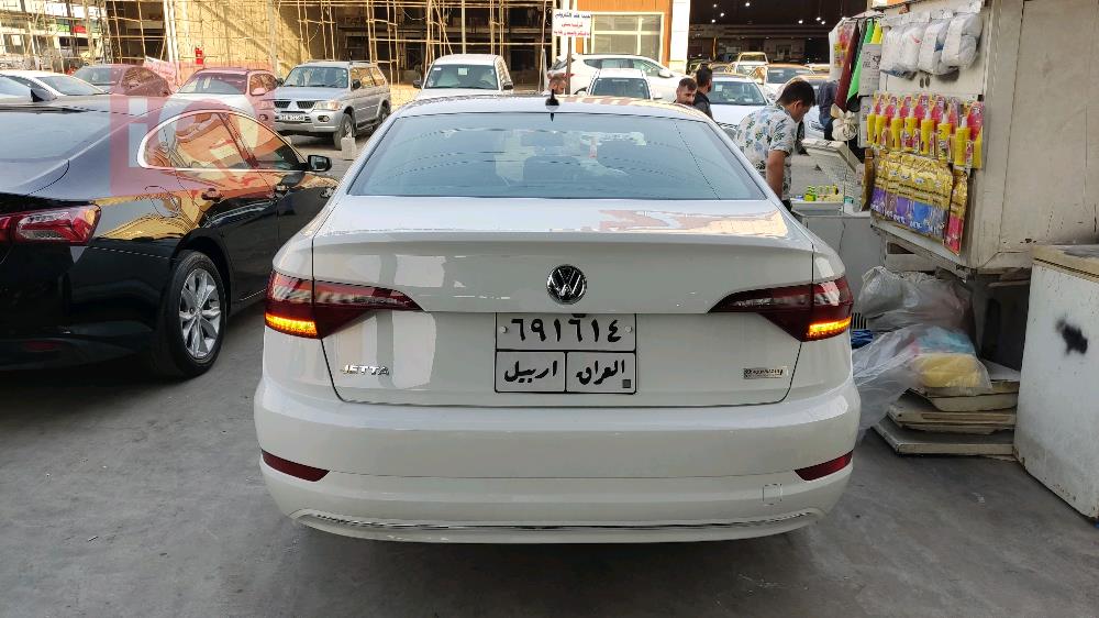 ڤۆڵکسواگن جێتا